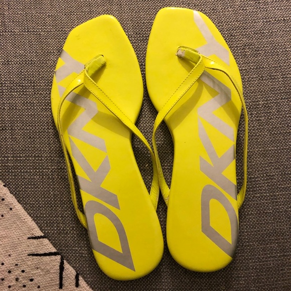 dkny flip flops sale
